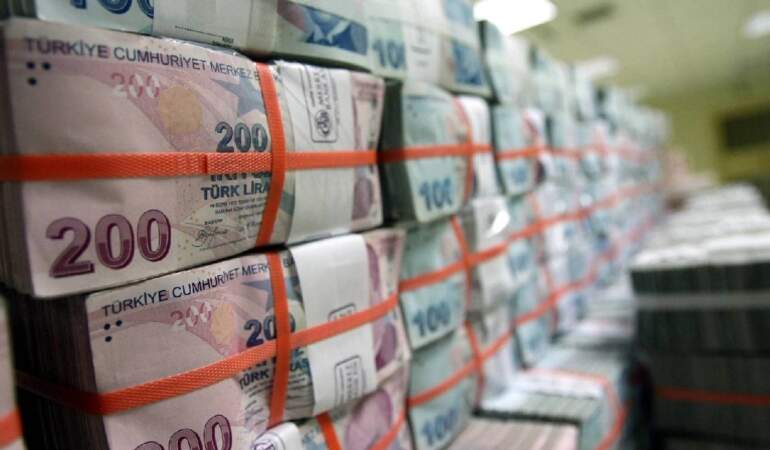 Bütçede Nisan şoku: Açık ikiye katlandı, harcama kalemleri kontrolden çıktı