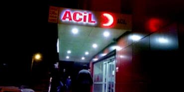 Devrilen traktörün altında kalan çocuk, yaşamını yitirdi