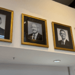 CHP Genel Merkezi’nde ‘Fotoğraf’ Mesajı: Özel’in Görüntüsü Hangi Anlama Geliyor?