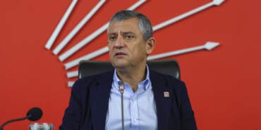 CHP’de Kurultay Yapılacak mı? Özgür Özel’den Kemal Kılıçdaroğlu’na Sert Cevap