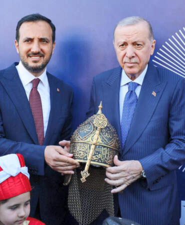 Cumhurbaşkanı Erdoğan’a Haliç’te Özel Hediye