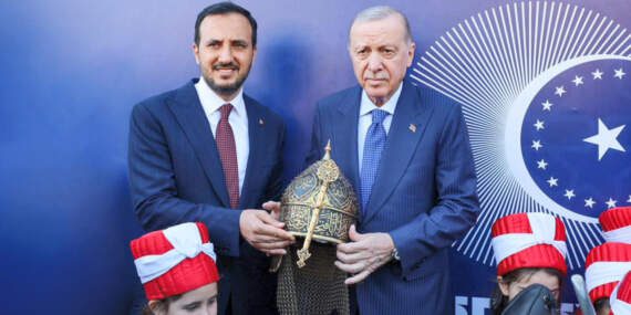 Cumhurbaşkanı Erdoğan’a Haliç’te Özel Hediye