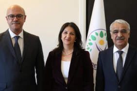 İmralı Heyeti Öcalan ile Görüşmek İçin Yola Çıktı