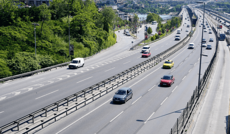Megakent Bomboş Kaldı: İstanbul’da Kurban Bayramı Öncesi Trafik Yüzde 31’e Düştü