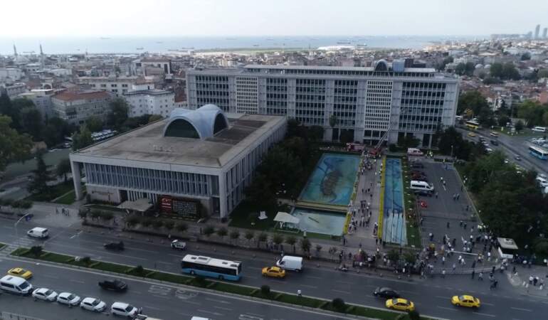 ‘Saraçhane binasının mülkiyet devri hazırlığı’ iddialarına açıklama