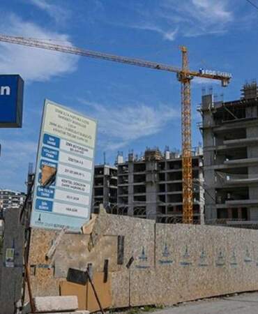İzmir’deki ihale soruşturması: Egeşehir ve İZBETON eski genel müdürleri tutuklandı