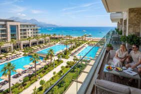 Ruslar için Türkiye tatili ne kadar? En lüks tatil nerede? Ruslar tatil için nereyi seçiyor? Antalya’daki otel için rekor ücret ödedi
