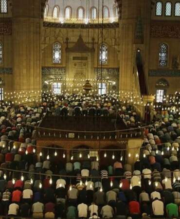 2026 İzmir Kurban Bayramı namazı saat kaçta? Diyanet takvimi ile İzmir Kurban Bayramı namazı vakti belli oldu