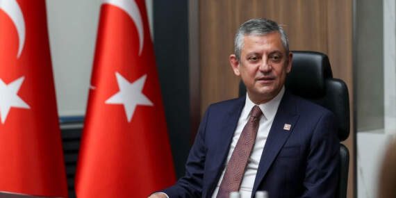 Özgür Özel liderliğindeki CHP, 14 partiyle bayramlaşacak