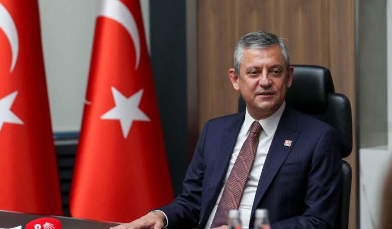 Özgür Özel liderliğindeki CHP, 14 partiyle bayramlaşacak