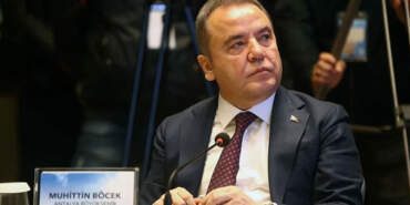 Tutuklu Başkan Muhittin Böcek hastaneye kaldırıldı
