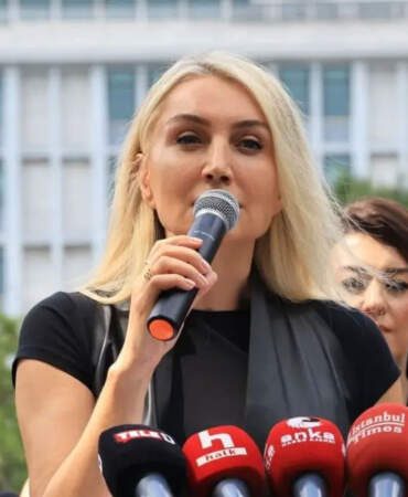 Dilek İmamoğlu’ndan Özel’e destek: Seçilmiş irade asla yalnız değildir