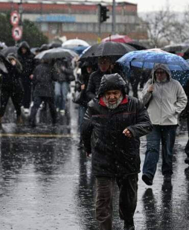 Meteoroloji’den il il sıcaklık tahminleri: Sağanak ve kuvvetli rüzgar alarmı