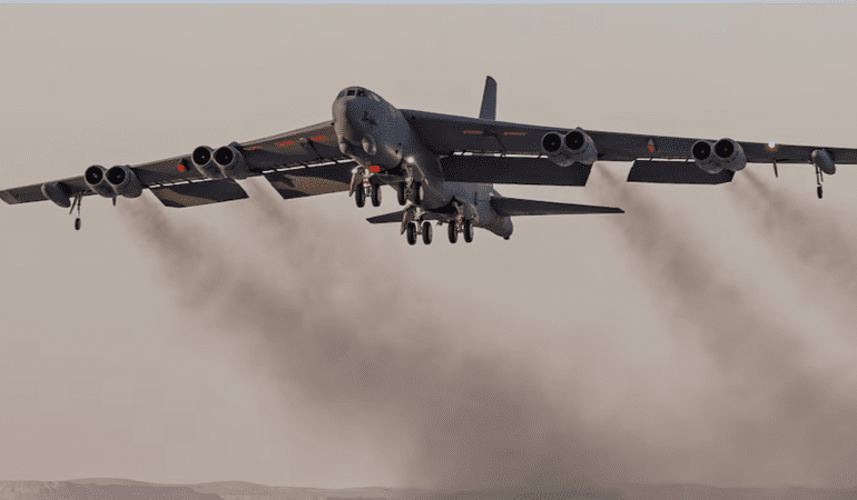 ABD’de Stratejik B-52 Uçağı Düştü: Nükleer Silah Taşıma Kapasitesi Bulunuyor