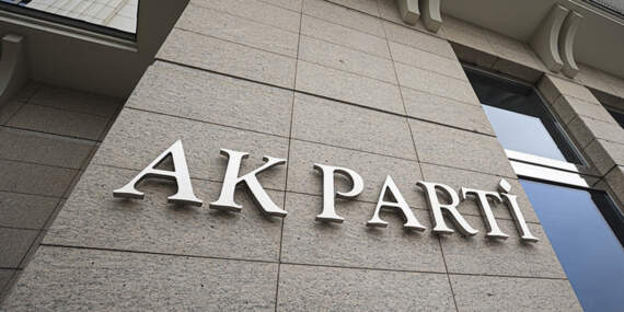 AK Parti Teşkilat Başkanlığı Duyurdu: 4 İlde İl Başkanları Değişti
