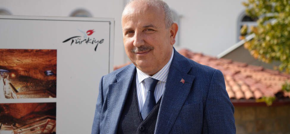 AK Partili Belediye Başkanı Görevden Uzaklaştırıldı