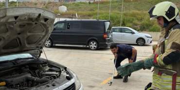 Kahramankazan’da Otomobil Motoruna Yılan Girdi