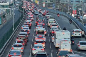 Bayram Bitti, Çile Başladı: İstanbul’da Tatil Sonrası Trafik Kilit