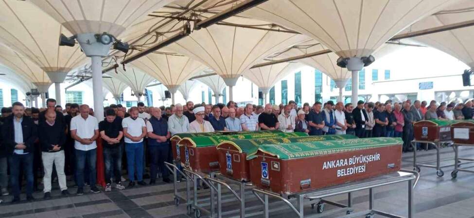 Ankara’da Bıçaklı Saldırı: 16 Yaşındaki Kayra Hayatını Kaybetti