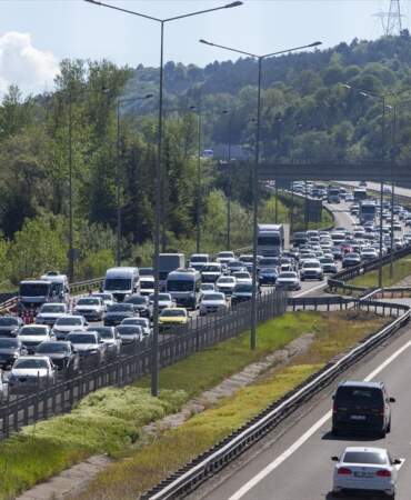 Kurban Bayramı Dönüşünde Trafik Yoğunluğu