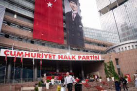 CHP’de ‘Mutlak Butlan’ Krizi: Eski 221 Milletvekilinden Ortak Açıklama