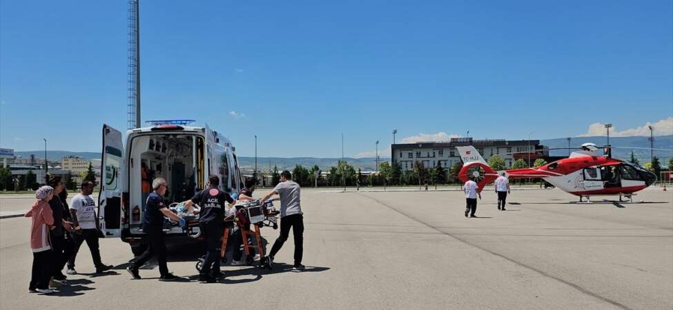 Çorum’da Balkondan Düşen Çocuk Ankara’ya Sevk Edildi