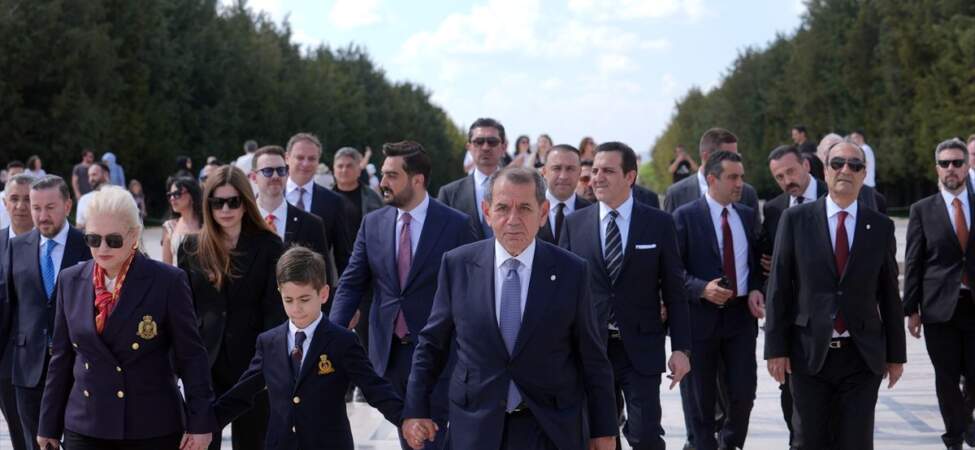 Galatasaray Heyeti Anıtkabir’i Ziyaret Etti