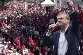 Güvenpark’ta insan seli! Özgür Özel’in programı öncesi alan doldu taştı