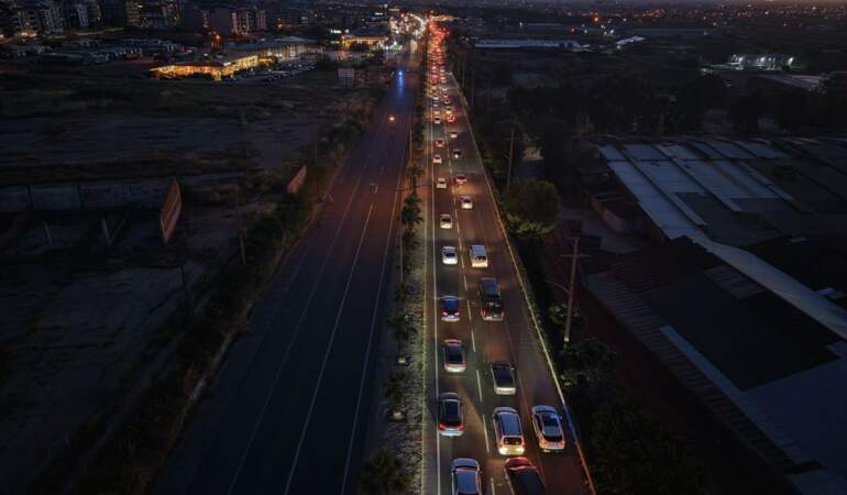 Tatil Dönüşünde İzmir-Ankara Yolunda Yoğunluk