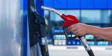 Küresel Petrolde ‘Ateşkes’ İyimserliği: Benzinde Eşel Mobil İndirimi Tabelada