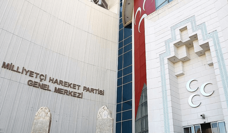 MHP Manisa İl Teşkilatı Feshedildi