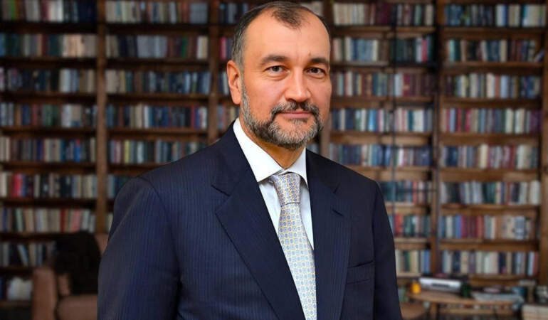 Murat Ülker’den Borç İtirafı: 8 Yılda 40 Fabrika Sattık