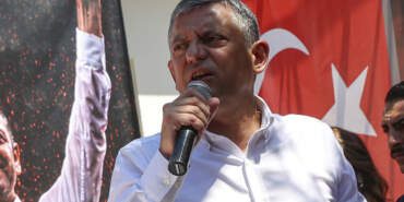 Özgür Özel Gümüşhane’de Konuştu: ‘Bize Bina Değil, Seçim Kazanmak Lazım’