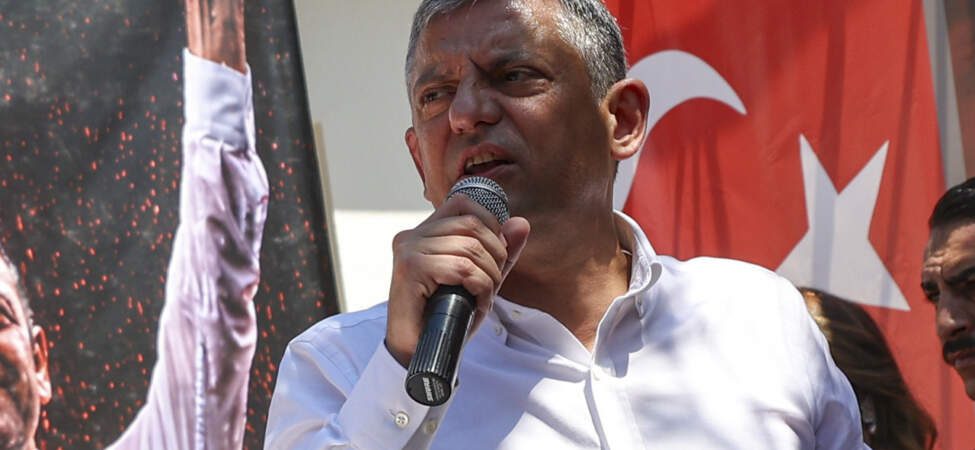 Özgür Özel Gümüşhane’de Konuştu: ‘Bize Bina Değil, Seçim Kazanmak Lazım’