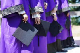 Sınırı Geçmeden Yurt Dışı Mezunu Olmuşlar! 419 Üniversitelinin Diploması Artık Çöp