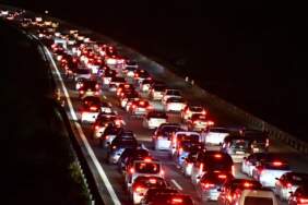 TEM Otoyolu’nda İstanbul yönü trafiğe kapatılıyor