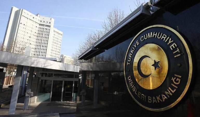 Dışişleri’nden Batı Trakya’daki okul kararına tepki