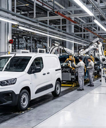 Yeni Fiat Doblo nerede üretilecek? Doblo Bursa’ya ne zaman geliyor? Fiat Doblo üretimi Türkiye’de mi olacak? 3 yıllık hasret bitiyor