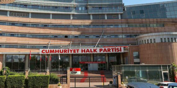 CHP seçmen verilerini hukuka aykırı ele geçirdiği iddiası: 2 kişiye soruşturma