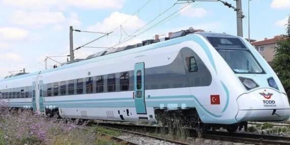 Milli Elektrikli Tren ikinci hattına çıkıyor