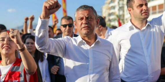 Özgür Özel’in işaret ettiği süreçte kritik adım: ‘Yeni Parti’ adı için resmi başvuru yapıldı