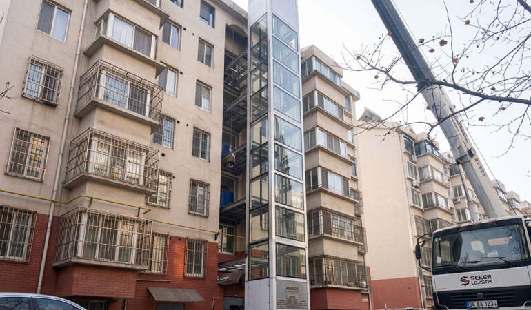 4 kat ve üzeri binalara asansör şartı getirildi