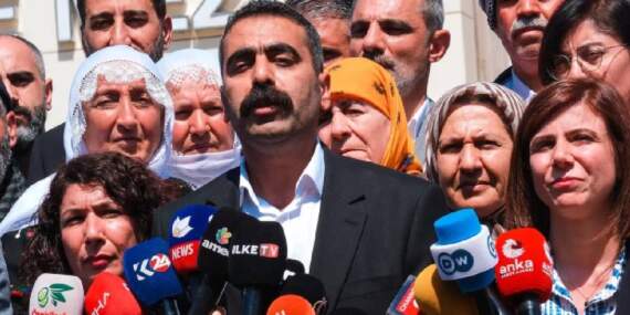 Diyarbakır Büyükşehir Belediye Eş Başkanı Doğan Hatun istifa etti