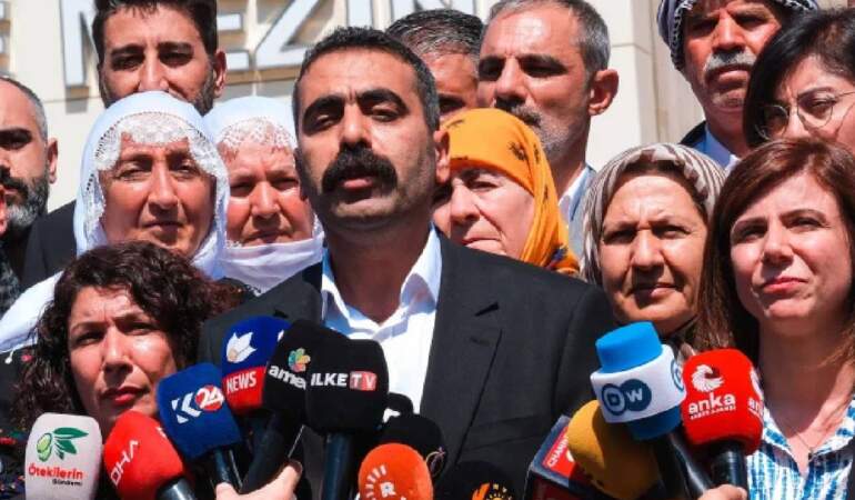 Diyarbakır Büyükşehir Belediye Eş Başkanı Doğan Hatun istifa etti