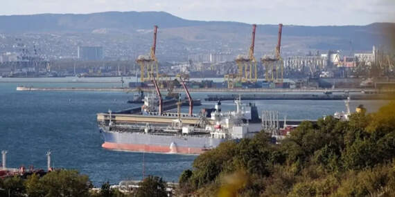 Karadeniz’de petrol yüklemeleri yeniden durduruldu