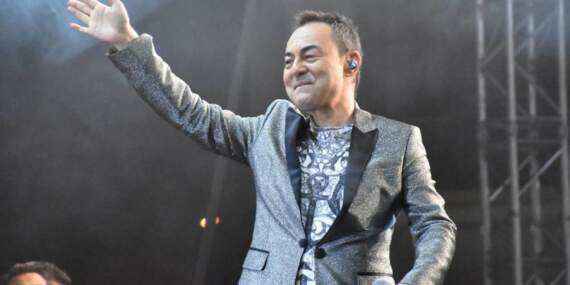 Serdar Ortaç 30 günlük tedaviden çıktı! Klip çekiminde ayakta bile duramadı