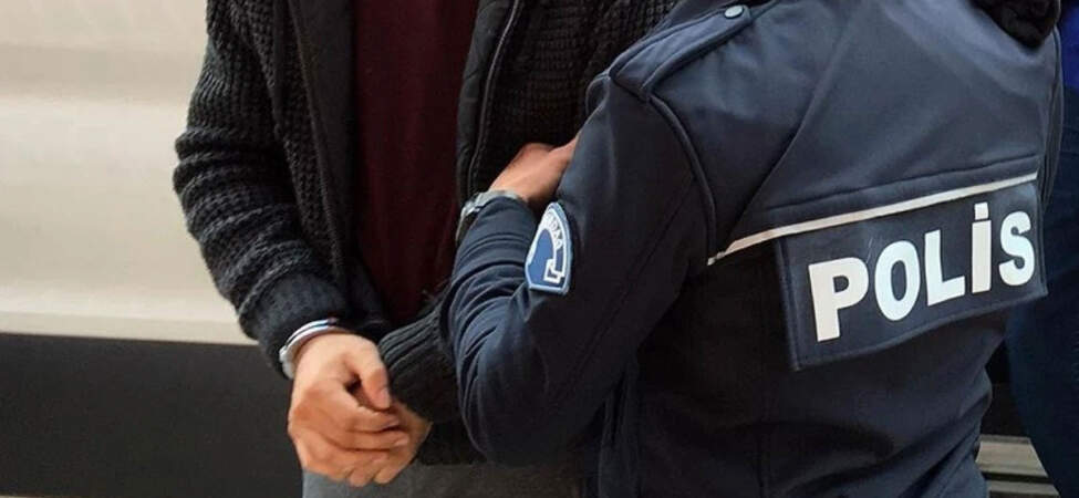Köpeği satırla öldürmüştü! Tutuklanarak cezaevine gönderildi