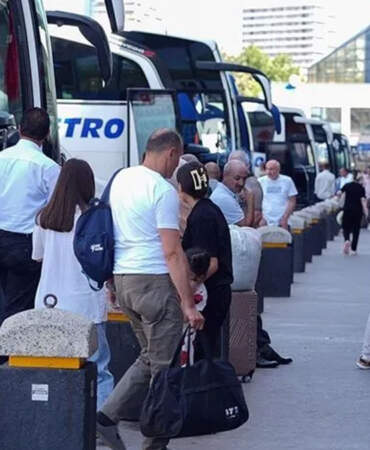 Tatil hayal oldu, akraba evine sığındık: Seyahat harcamaları patlarken konaklama süresi çakıldı