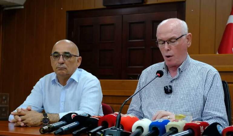 Odunpazarı Belediye Başkanı Kazım Kurt ve meclis üyeleri CHP’den istifa etti