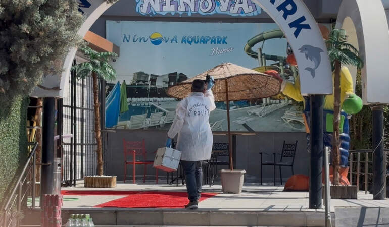 Aquaparkta feci olay: 16 yaşındaki görevli 10 metreden düştü